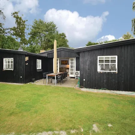 Four-bedroom Holiday In
