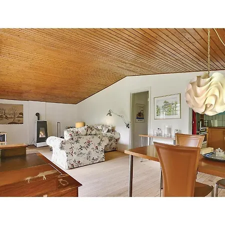 度假居 Four-bedroom Holiday In
