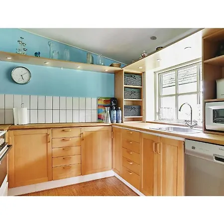 度假居 Four-bedroom Holiday In